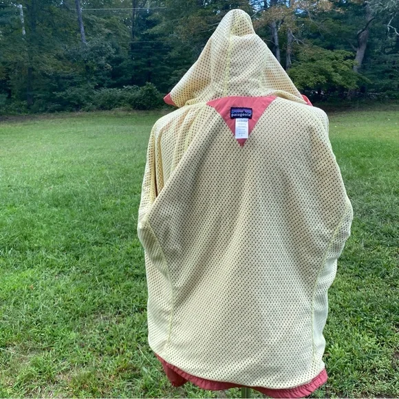 PATAGONIA JACKET COAT HOODIE ZIP FRONT POCKETS WINDBREAKER SALMON PEACH SIZE L - Picture 13 of 13